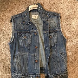 It’s a amazing jacket I have had for years .